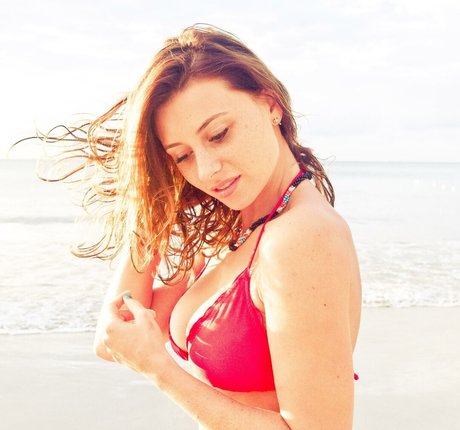 Aly Michalka kunst porno fotos