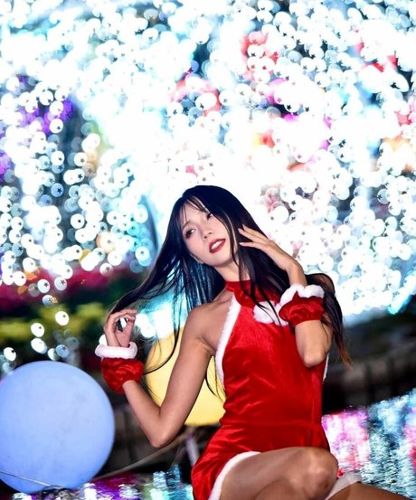 Anita Feifei nackt sexy galerie