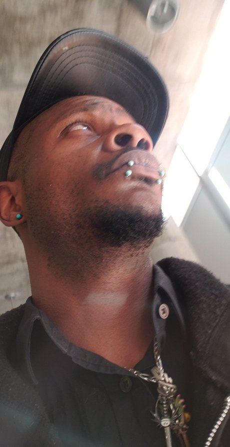 schwarze amerikanische onlyfans kunst schöne bilder