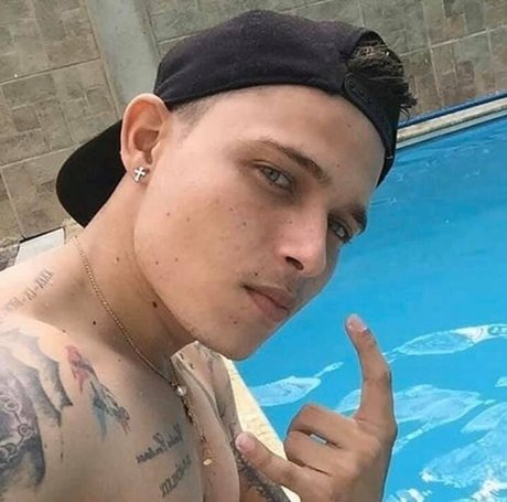 D f 777 top sex foto