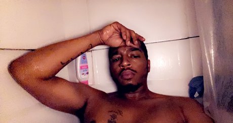 Jay Sims model nackt galerie