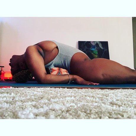 extreme onlyfans perfekte akt bild