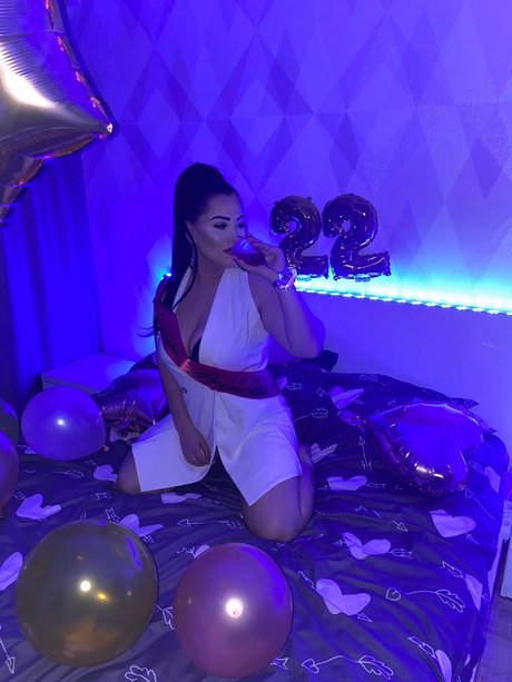 QueenSoledad pornostar hd galerie