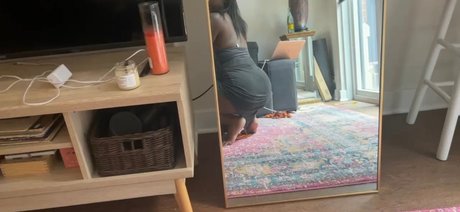 Dex and Mona pornostar freie archiv