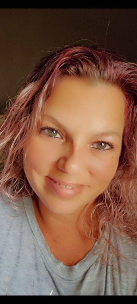 Angela Tucker schauspielerin akt galerie