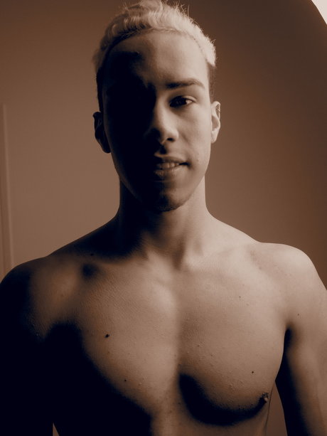 Andrew Romero erwachsene pornostar foto