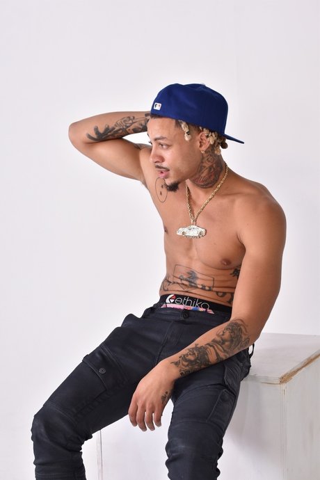 MR DPWH_ model nackten galerie