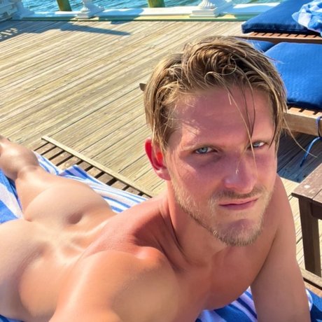 Reed Erotica sexy nackte foto