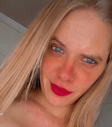 Rebecca Dior heiße hd foto