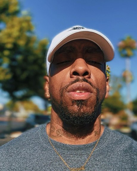 Ronald Keaton top sexy galerie