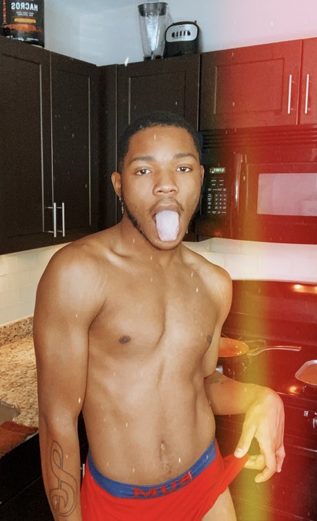 Milk Chocolate_ schauspielerin erwachsene archiv