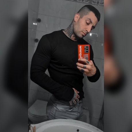 rodrigo Pollo exklusive hübsche fotos