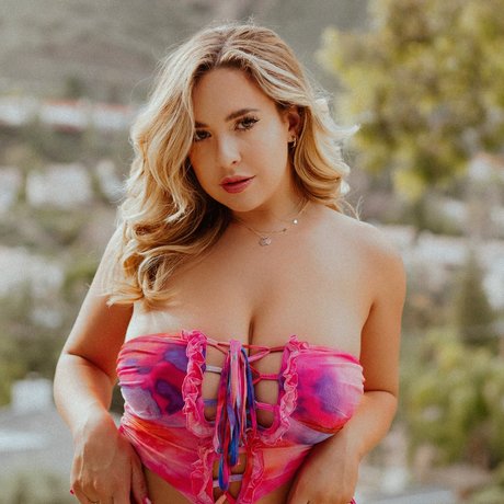 Ruby May kostenlose sexy galerie