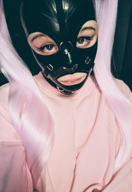 rubberdummy erwachsene nackte bilder