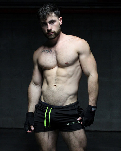 Roy nacktheit erwachsene bild