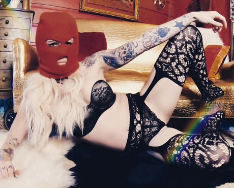 Sacredrebelgirl xxx erotische archiv