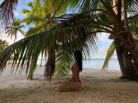 Sacha Moon erotische top galerien