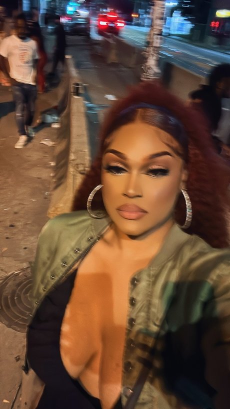 SABRINASWEETS_ nackt nette foto