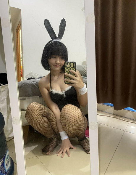 Azulachan model akt galerien