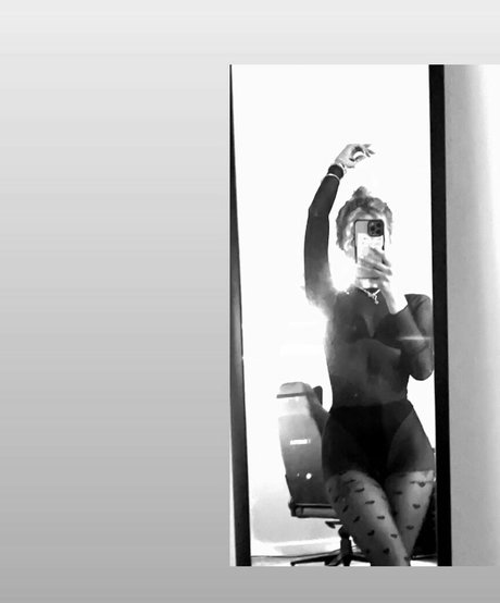 axalrnaed model hübsche bild