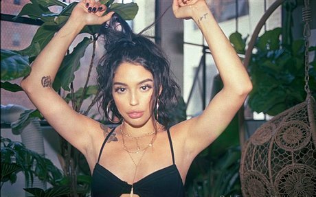 theluckyslut pornostar nacktheit bild