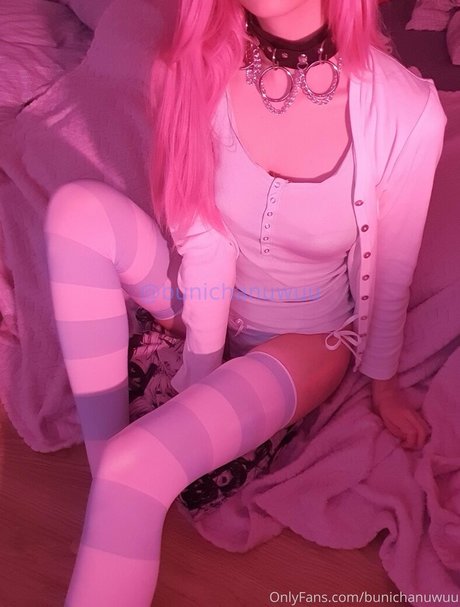 bunichanuwuu erwachsene pornostar bilder