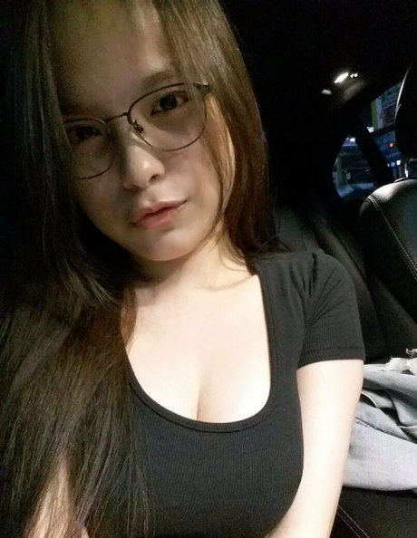 lucy830208 perfekte nackten galerie