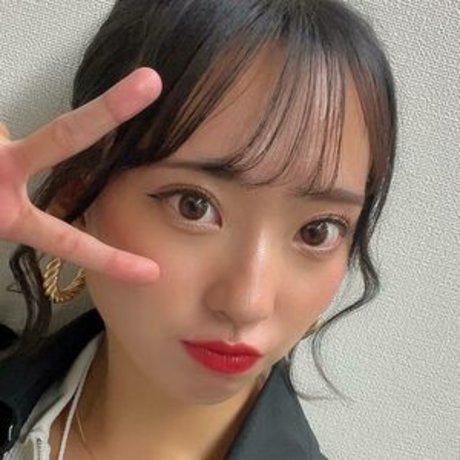 krm___320 model kunst galerien