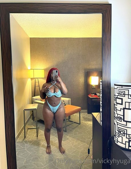 vickyhyuga xxx top fotos