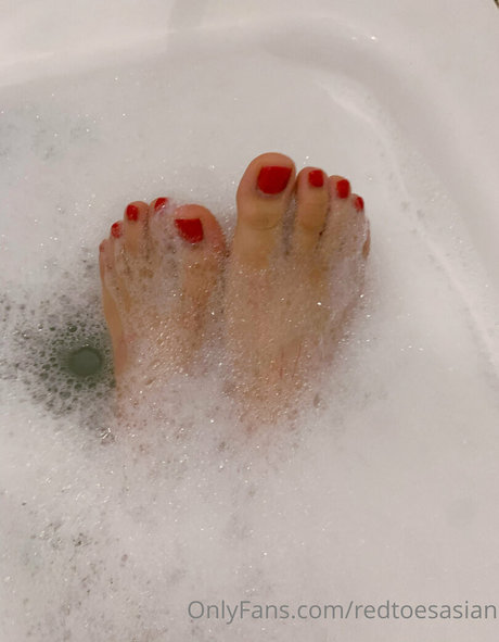 redtoesasian xxx fotos