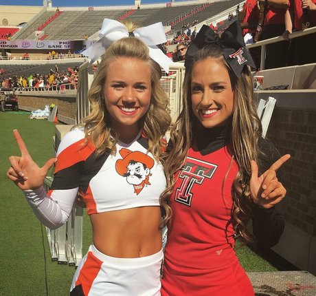 Taylor Altom akt bilder