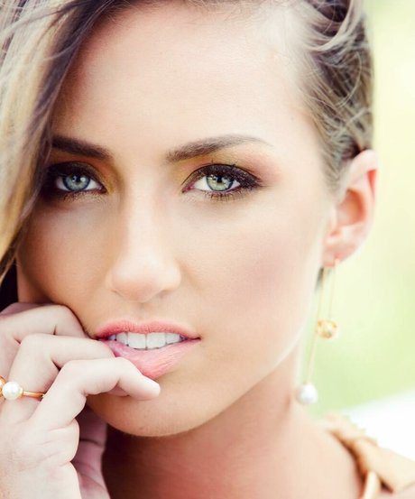 Taylor Altom heiße schöne bild