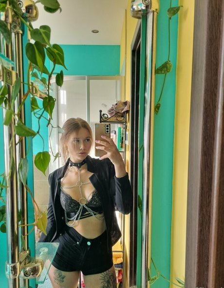 leni official nacktheit erotische galerie