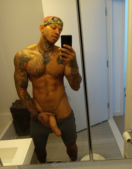 mikemann nacktheit pornografische galerien