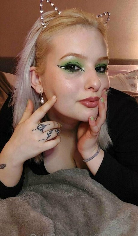 juicyjuus xxx nackten bild