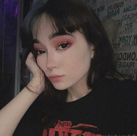 geschwollene brustwarzen nur fans kunst freie bilder