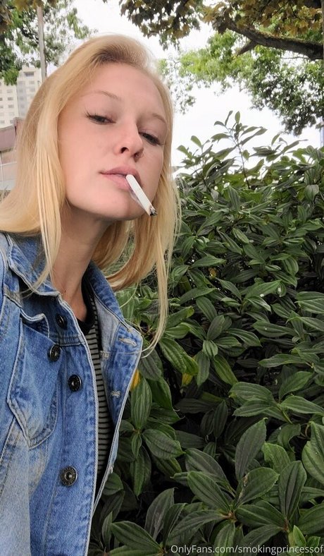 smokingprincessof sexy nackten bilder