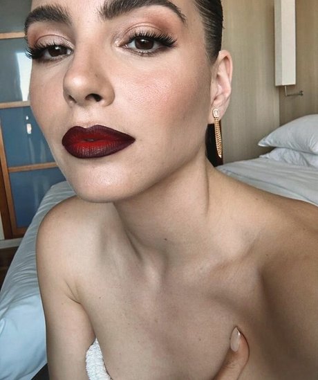 Andrea Duro schöne hd archiv