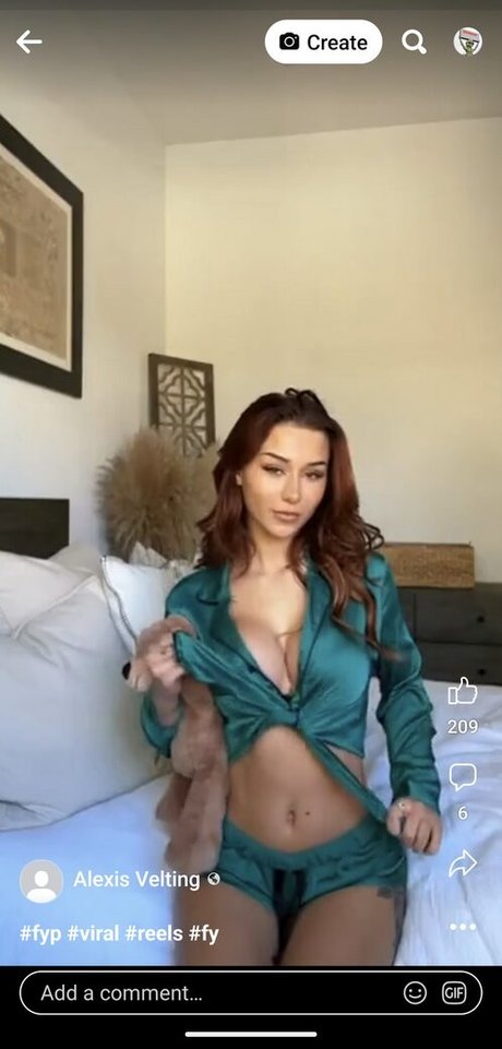 Alexis Velting porno hd galerien