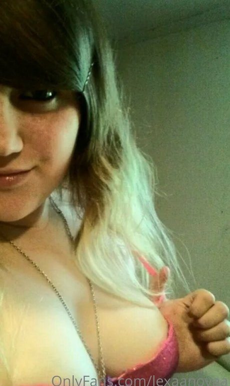 lexaanovaa exklusive nackte archiv