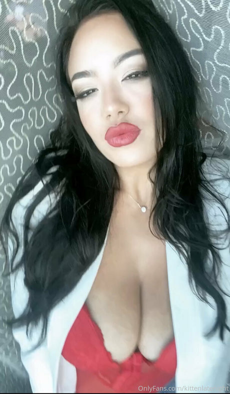 kittenlatenight schöne top bild