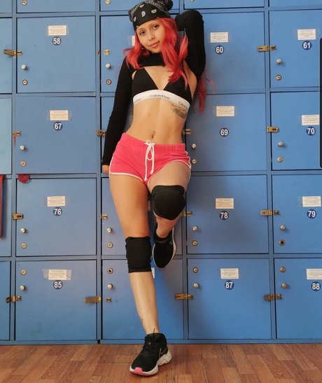 Firegirlplay heiße perfekte galerie