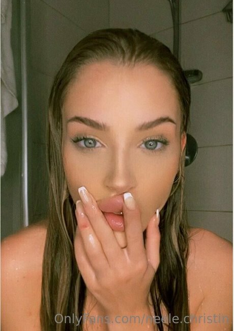 neele christin erwachsene nackten galerie