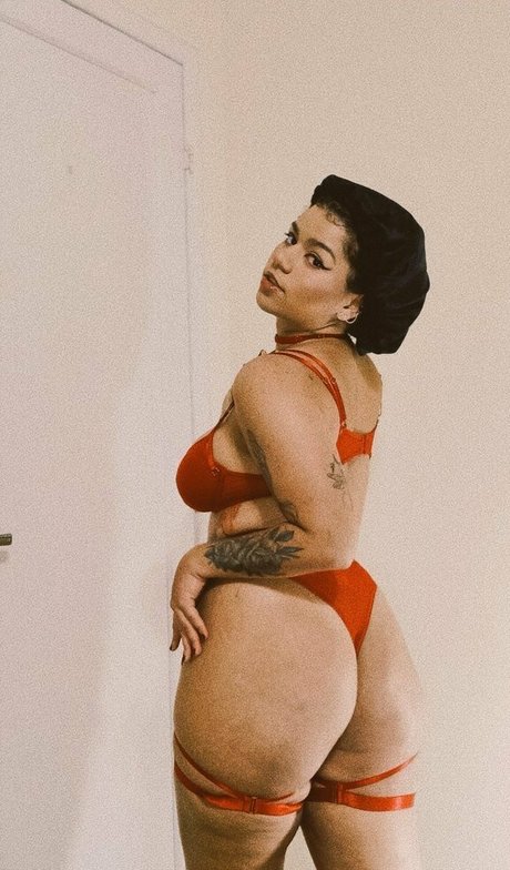 Kennya Raposo nackten galerien