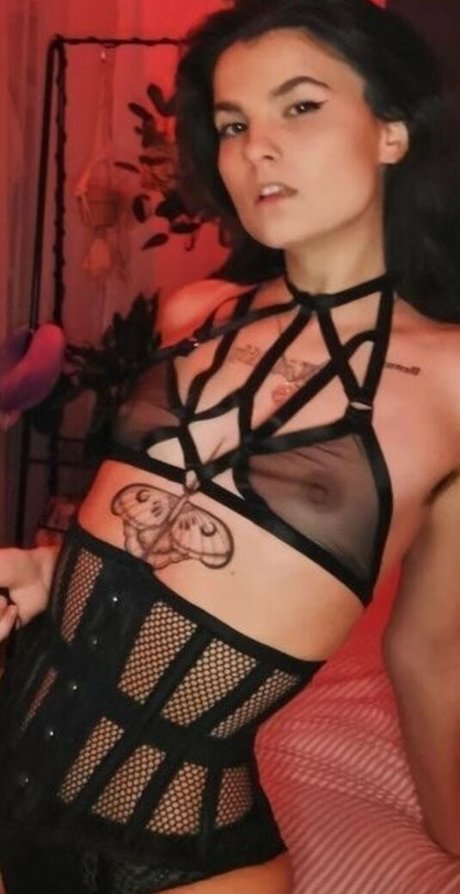 Lauryane Dion sexy porno foto