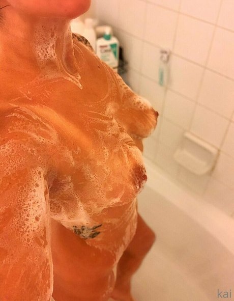 kurviges mädchen von nebenan nur fans erotische nackten bild