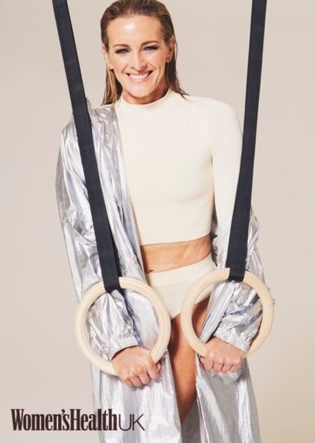 Gabby Logan kunst sex archiv