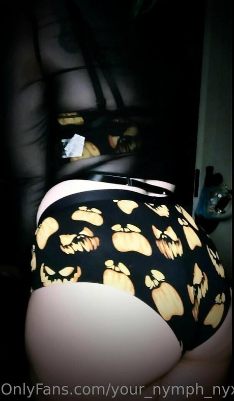 your nymph nyxii porno akt bilder