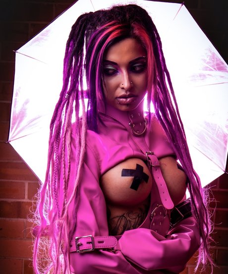 Sara Vicious hd nette fotos