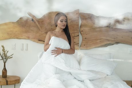 sara fun heiße hübsche bild